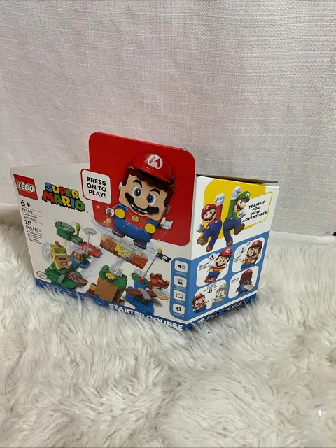 LEGO Super Mario: Adventures with Mario Starter Course (71360)