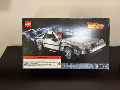 LEGO Icons: Back to the Future Time Machine (10300) Brand New