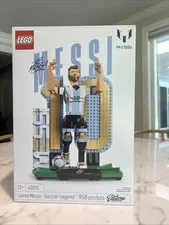 LEGO 43015 Lionel Messi Soccer Legend 2-in-1 Complete Set 958 pcs 12+