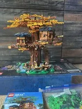 LEGO Ideas: Tree House (21318) Retired Set Incredible condition