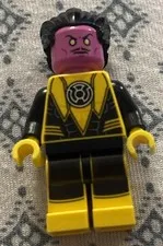 BM142 Lego DC Super Hero Sinesto Minifigure - Yellow 76025