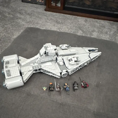 LEGO Star Wars Imperial Light Cruiser 75315 1336pcs w/ Grogu 5 Minifigs