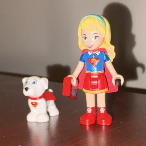LEGO Friends Supergirl Minifigure w/ Krypto Dog & iPhone Accessory