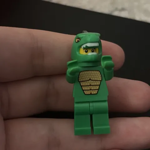 LEGO CMF Series 5 - Lizard Man Minifigure - col070 - 8805