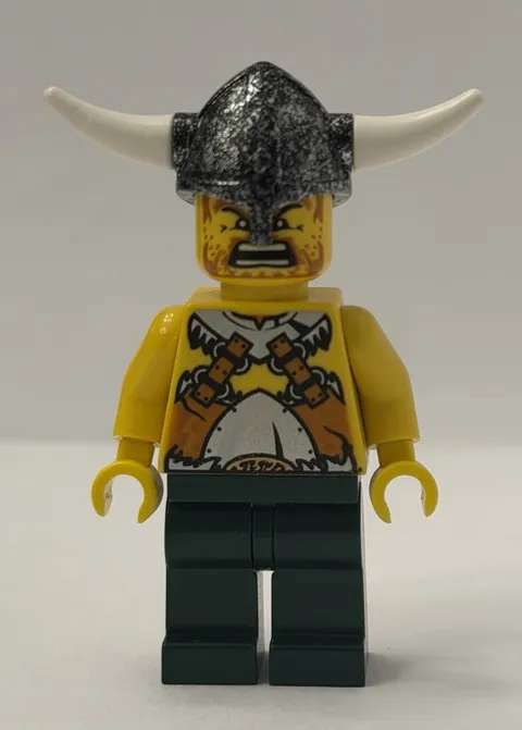 LEGO Viking Warrior  Black Silver Headgear Horns vik017(green legs)