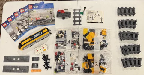 LEGO City Passenger Train 60197 Complete w/instructions bags 4,5,6 & 7 sealed