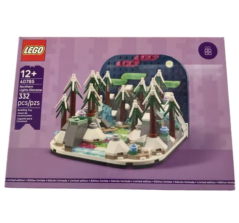 LEGO Northern Lights Diorama 40785 Brand New Sealed GWP Glow In The Dark Moon
