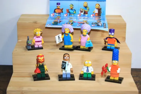 Lot of 7 LEGO Simpsons Series 2 Minifigures Complete Set (missing 2 accessories)