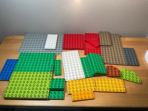Lot Of 23 Lego DUPLO Plate Building Plates Baseplates Assorted Sizes/Colors