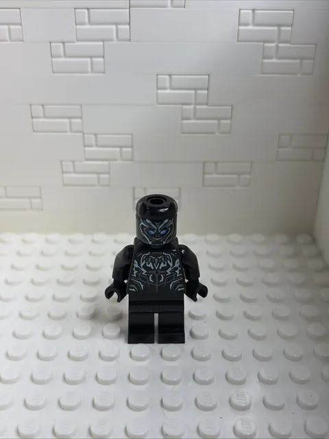 Lego Marvel Black Panther Minifigure Metallic Blue (76099) sh478