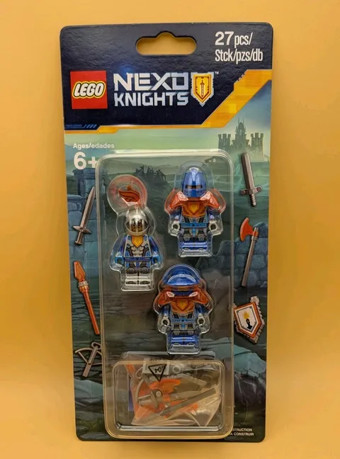 NEW LEGO Nexo Knights 853676 Accessory Set Battle Pack 3 Soldiers SEALED