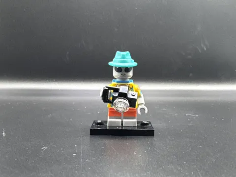 LEGO MINIFIGURE CMF SERIES 26  ALIEN TOURIST COL438