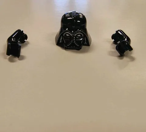 LEGO DARTH VADER CHROME POLYBAG 10TH ANNIVERSARY SW0218 HEAD & ARMS ONLY HTF 