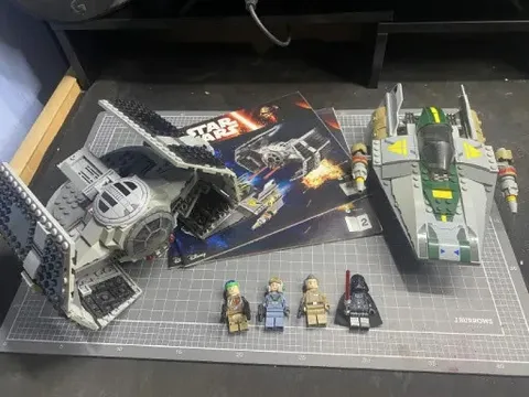 LEGO Star Wars: Vader's Tie Advanced Vs. A-Wing Starfighter (75150)