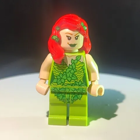 sh010 LEGO DC Poison Ivy