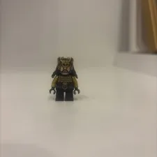 LEGO The Hobbit Thorin Oakenshield Gold Armor Crown lor106 79017