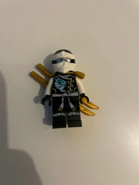 Authentic LEGO Ninjago Zane Skybound minifigure 70603 njo0189  