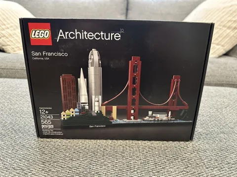 LEGO ARCHITECTURE 21043: San Francisco (21043) *New & Sealed* - Retired
