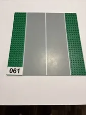 Lego Baseplate Road 32 x 32 9-Stud Straight with Runway Pattern (606p33)