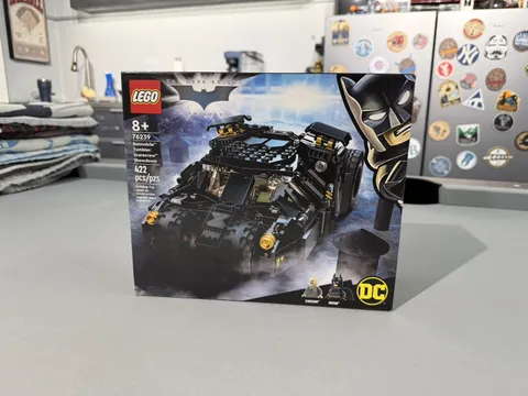 LEGO Super Heroes: Batmobile Tumbler: Scarecrow Showdown (76239). New in Box.
