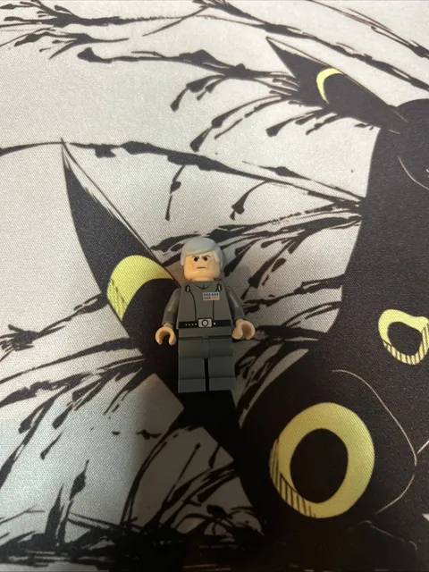 LEGO Star Wars Grand Moff Tarkin Minifigure sw0157 10188 6211