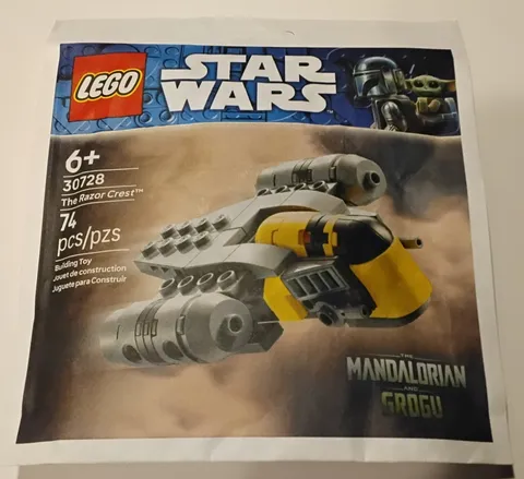 Lego Star Wars The Mandalorian and Grogu The Razor Crest Paperbag Set 74ps 30728