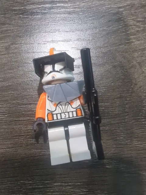 Lego Star Wars Rare Commander Cody Phase 1 Minifigure with Gun