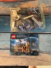 75954 Harry Potter Great Hall 100% complete with instructions.