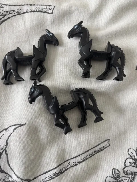 LEGO Harry Potter Animal Skeletal Horse Thestral Minifigure - lot of 3