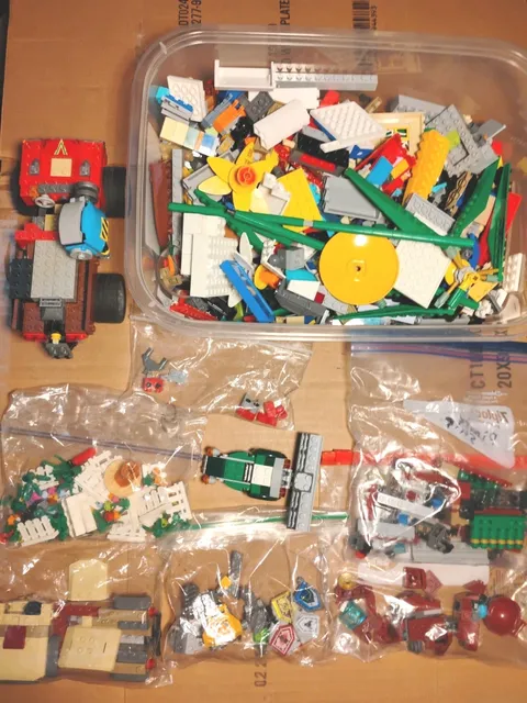 Lego Partial Sets Mixed Lot with Loose Assorted Pile Building Toys