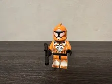 LEGO STAR WARS -- CLONE BOMB SQUAD TROOPER PHASE 1 MINIFIGURE 7913 SW0299 NICE