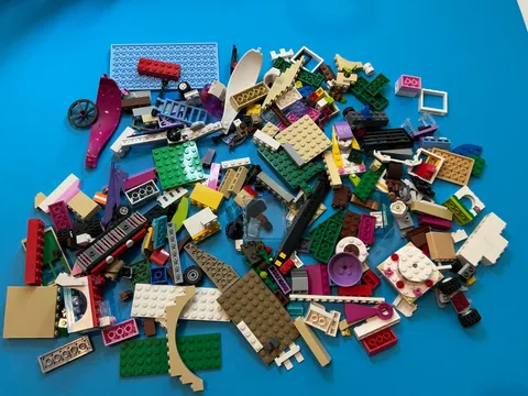 LEGO 1LB Bulk Lot. Unsorted, Unchecked, Random Assorted Pieces. L1-13