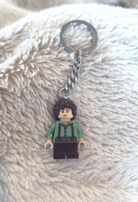 LEGO FRODO BAGGINS LORD OF THE RINGS KEYCHAIN MINI-FIGURE