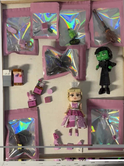LEGO Wicked Minifigure Lot w/ Accessories Preowned Used Condition Sold as Is