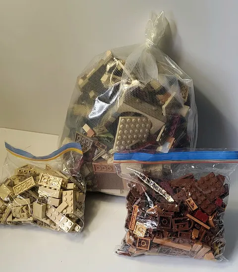 Lego Bulk bags Harry Potter set Beige and brown in color, comes with 3 figures