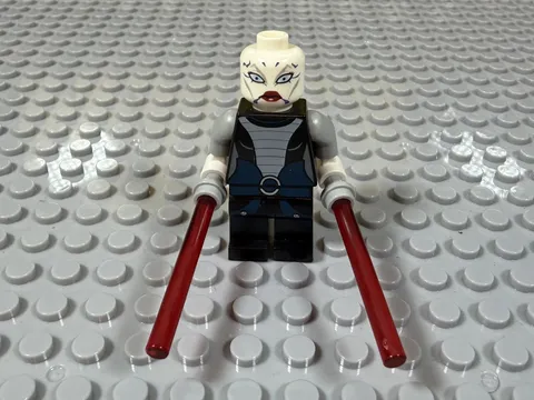 LEGO Star Wars Minifigure - Asajj Ventress - SW0318