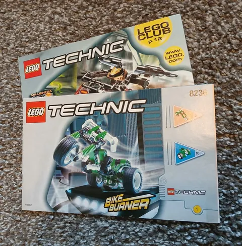 Manual LEGO Technic 8236 Bike Burner And  Advertising Booklet