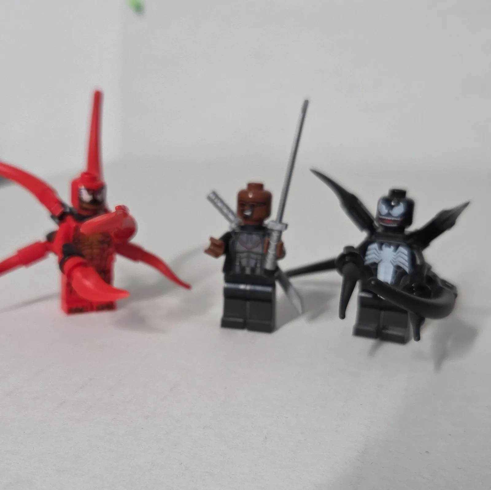 LEGO  Blade Venom And Carnage  Minifigure From The Daily Bugle 76178