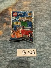 LEGO City Minifigure Foil Pack Limited Edition Foil Garbage Man