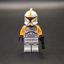 LEGO Star Wars Phase 1 Clone Commander Minifigure Yellow, SW1146 DAMAGED