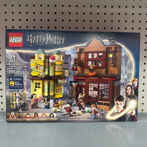 LEGO Harry Potter Quality Quidditch Supplies & Ice Cream Parlour