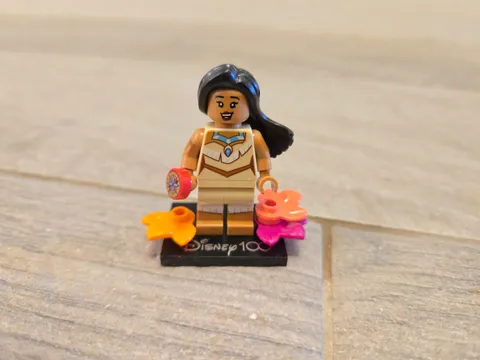 Lego Disney 100th Anniversary Minifigure (71038) - Pocahontas Complete!