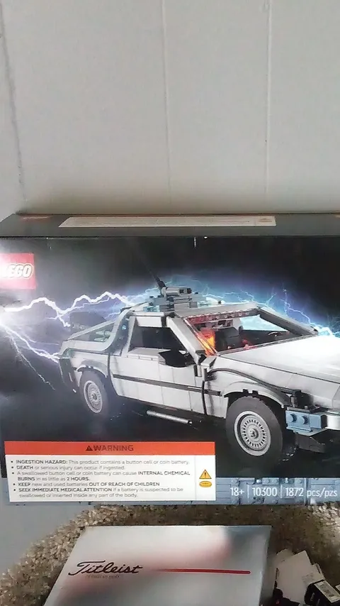LEGO Icons Back to the Future Time Machine 10300 1872pcs Age 18+