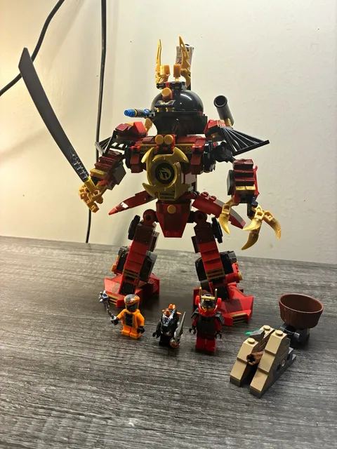LEGO NINJAGO 9448 Samurai X Mech Masters of Spinjitzu 2012 Read Description
