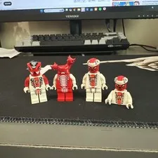 Lego Ninjago Fangdam Fang-Suei Snappa Fangpyre Red Snake Serpentine Minifigures