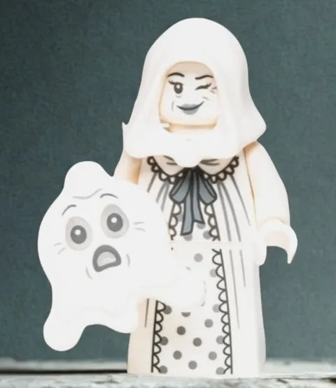 LEGO Ghost Girl Minifigure BAM Exclusive 2025 Halloween Build A Minifigure NEW