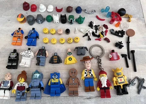 Lego Minifigs Parts Pieces Lot Mixed Batman Star Wars SpongeBob Disney