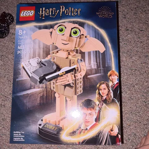LEGO Harry Potter 76421 Dobby the House-Elf 403 pcs Display Stand, Box