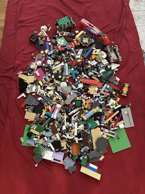 Lego bulk lot 8lbs lot #G