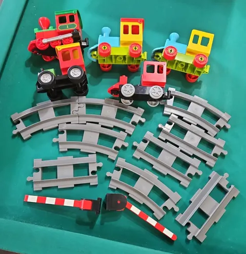 Lego Duplo Gray Train Tracks. Train Cars For Replacement Parts